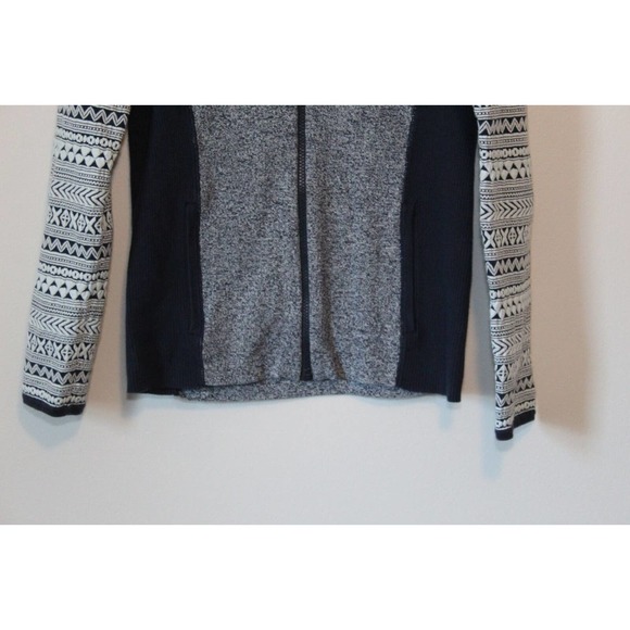 Title Nine Aztec Sleeve Thick Knit Full Zip Sweater Jacket Size Medium H14509 - Picture 5 of 12